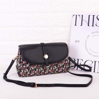 Derby 黑小碎花系列 馬鞍包 可放長夾 女斜背包 5305