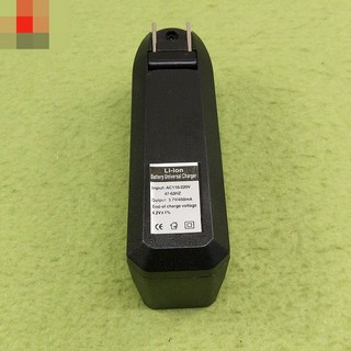 【no】萬用自停充電器 18650電池充電器 14500萬能充電器防過充, 1個