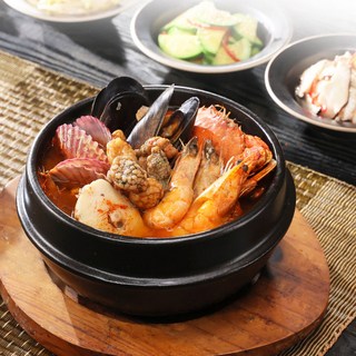 푸짐하고양많은 곽만근 제주식 해물뚝배기 500g x 4팩 16인분해물탕 해물찜 해물탕밀키트 캠핑요리, 4개