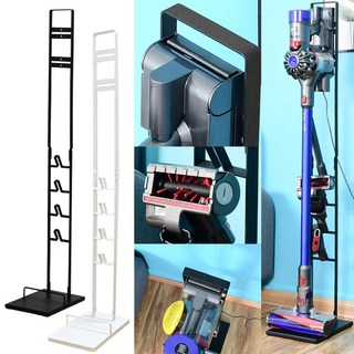 다이슨 무선 청소기 메탈 거치대의 툴 정리 슬롯 상세 모습