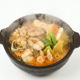 [목포직배송] 얼큰한 국물 살린 동태탕 맛집 밀키트, 2개, 900g