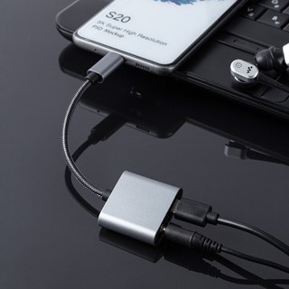 UM2 C타입 듀얼 젠더 3.5mm AUX 이어폰 + USB C타입 고속충전 음악 충전 동시에 갤럭시S21 아이패드 맥북프로, 1개