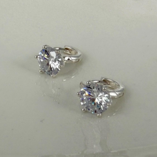 렝땅은세상 (Silver World) 925 실버 silver 큰 큐빅 포인트 원터치 링 귀걸이 6발 하객룩 추천