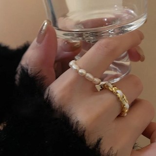 빨강잡화점 검지 반지 진주 cc로고 블랙 가죽 체인 오픈링 데일리 패션 럭셔리 연예인 겨울 액세서리