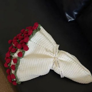 七夕情人節禮物：玫瑰永生花毛線編織花朵毯，兩用花束成品，臺灣出貨, 直徑80厘米（33朵花）