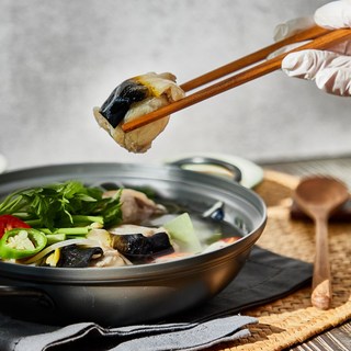 [동래복국 밀키트] 밀복지리탕 2-3인분 복어 수산물 부모님 생신상차림 술안주 베스트, 동래복국 밀복지리, 1개, 300g