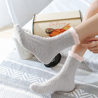 겨울 수면 양말 부드러운 따뜻한 여성 극세사 수면 양말 발목 기모 여성용 침실