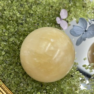 Sweet Heart 田芯開運精選 現貨!天然黃玉球 黃玉搭配七星陣 5.0-5.2公分 保證天然, 天然黃玉球 一顆 贈座