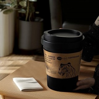 高顔值咖啡杯造型垃圾桶，創意搖蓋設計，適用於辦公室、臥室、客廳、衛生間，ins風垃圾收納紙簍, 【桌面款】2L黑色咖啡杯垃圾桶, 1個