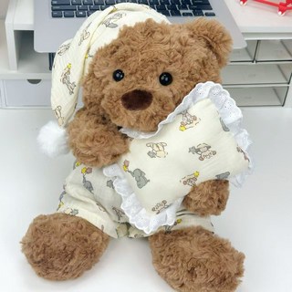 可愛睡衣小熊毛絨玩偶 晚安熊 陪睡公仔 創意少女心 生日禮物, 1個, 碎花黃【睡帽+抱枕+短褲+小熊】可愛萌寶安撫睡衣熊30厘米【送人禮袋款】