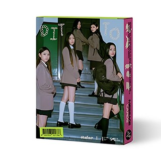 NewJeans OMG Message Card ver 隨機出貨, 1CD