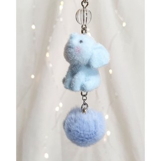 아기 코끼리 드롭 폼폼이 폰줄 인조 페이크퍼 비건 북마크 우정 선물 휴대폰 핸드폰 하트 부착 고리 하늘색 블루 소라 그레이 인조 밍크 퍼방울 털방울 크리스마스 겨울, 1개, 하늘/폰줄