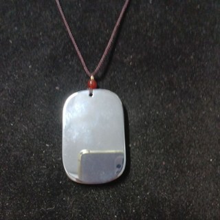 高能量鈦赫茲平安無事牌項鍊，促進血液循環，舒緩疲勞，守護平安與健康