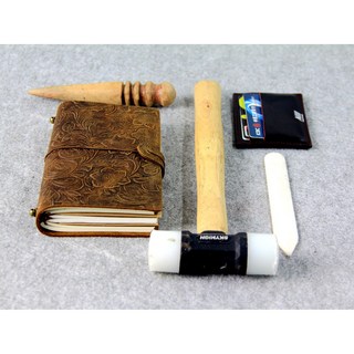 老兵牛仔 MO-009 標準款豬皮扣文藝筆記本 牛皮復古筆記本 彈力耐拉個性筆記本, 油皮黑色, 1個