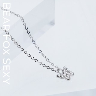 플뢰르 랩그로운 모이사나이트 파베 나비 펜던트 목걸이