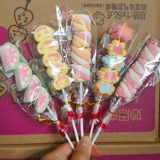 卡通棉花糖串串糖果，獨立包裝軟糖棒棒糖，地攤棉花糖整箱送架子擺攤, 1個, 棉花糖串10支