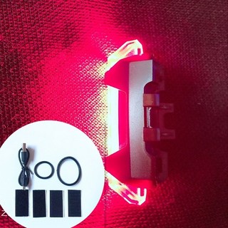 헬멧 경고등 후미등 전동킥보드 안전등 라이트 접착식 야간 조명 블루, 헬멧 풀 싱글 레드 원, 헬멧 접착식 단일 레드 1개