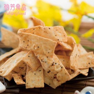 裕芳食品黑胡椒鱈魚切片台灣零食，Q彈有嚼勁，黑胡椒調味，獨立包裝方便攜帶, 1個