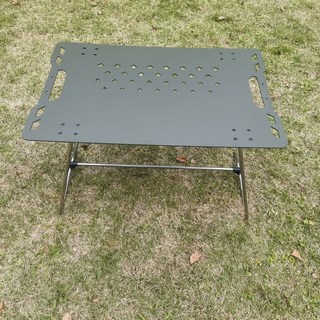 戶外露營鋁合金輕量化戰術桌，便攜式折疊餐桌，黑化風置物架，野餐露營桌, 軍綠色60x40x40厚2.5mm