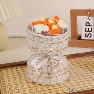 編織毛線花束，質感小香風，禮物、畢業、生日適用, 小香風花束-橙色系【禮袋+燈】, 1個