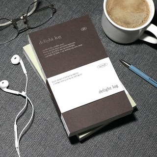 2026 딜라이트로그 일기장 만년형 업무용 회사 플래너 미니 핸디 일기장 감정 일기 노트, 1개, 책장 속 이야기