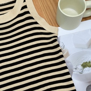 【Fee現貨6色】削肩百搭背心 韓系 削肩背心 條紋 針織背心 女裝 上衣 素面背心 針織上衣 無袖背心 秋天