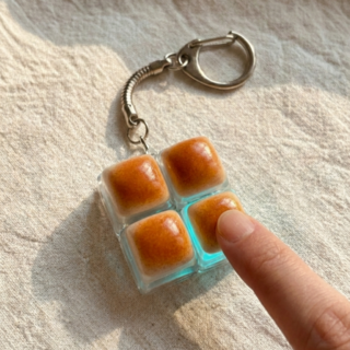 후니데일리 LED 모닝빵 키캡 키링 딸깍이 클리커 청축 키보드키링 열쇠고리, 1개, 4구 사각형