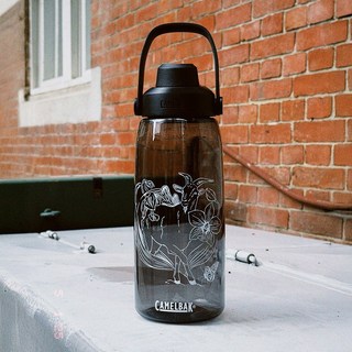 CAMELBAK 離島記憶運動水瓶 1000ml/1500ml 台灣限定水壺 - 野外營, 1個, 蘭嶼山羊-炭黑(1000ml)