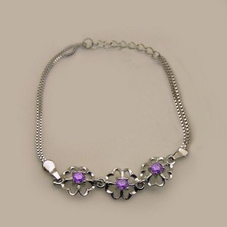 幸運草鋯石花心純銀手鍊 精緻優雅 帶來好運與祝福 親膚低敏