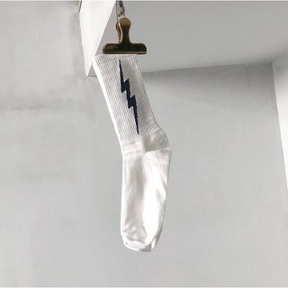 Taseful_tw 閃電Logo長襪 - 經典百搭 (2色)