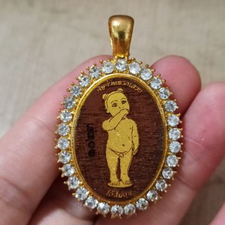 萊泰一 聖木款招財天童，泰國聖物佛牌，增強人緣，招財偏財，現貨, 1個