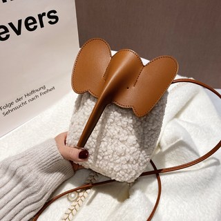 羊羔毛小包女 韓系簡約斜挎手機包 毛絨百搭質感包 包上班通勤學生實用, 白色