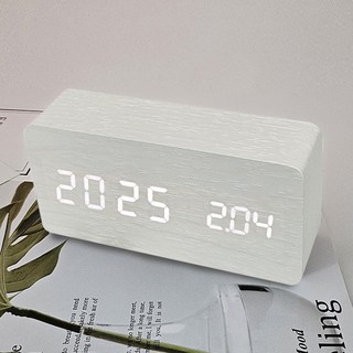 럭키타임 무소음 LED 우드시계 + USB케이블 온도 알람 주야간 밝기조정, 크림화이트