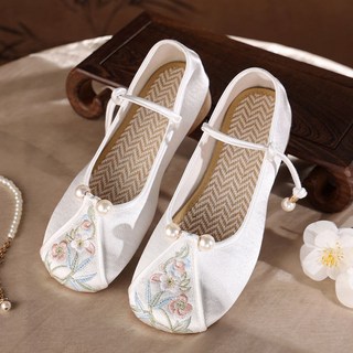 【潮胖穿搭】大碼繡花鞋 春秋新款女日常旗袍鞋 淺口珍珠中國風古風布鞋 圓頭低跟繡花鞋子, 瀾依-白色（跟高3cm）,39