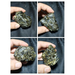 晶棋 綠碧璽 礦物標本 1412, 1號 61x37x40 重177g