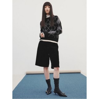 [에잇세컨즈] 벨벳터치 버뮤다 팬츠 블랙 (165X25AP25)