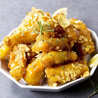 속초 중앙시장 닭강정 새우강정 명태강정 속초 닭강정 택배 속초 새우강정 속초 명태강정 인생닭강정 혼밥메뉴 허니갈릭치킨 식어도 맛있는치킨, 500g, 명태강정 허니갈릭, 1개