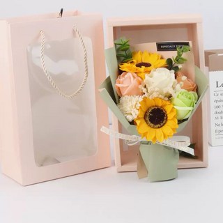 畢業花束禮盒：康乃馨玫瑰乾燥花永生花香皂花，附贈燈光與精美禮盒，教師節/母親節/畢業禮物首選, 向日葵綠色