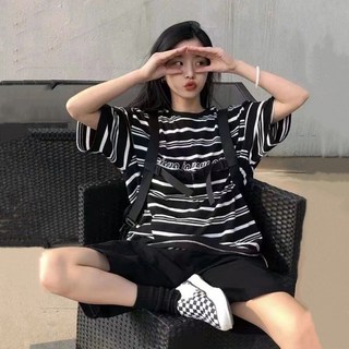 夏季必備寬鬆運動休閒套裝 透氣條紋短袖T恤 短褲兩件式 舒適百搭 a0033