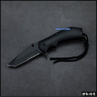 【野戰搖滾-生存遊戲】戶外野營多用途迷彩折疊刀【ACU迷彩】數位迷彩口袋刀野外求生刀中折刀登山露營釣魚防身鋸齒刀摺疊刀, 黑色, 1個