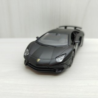 宅米吉 藍寶堅尼 LP750-4 埃文塔多 消光黑 合金迴力車 1:36 交通比例模型車, 1個