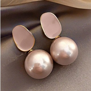 珍珠設計耳環