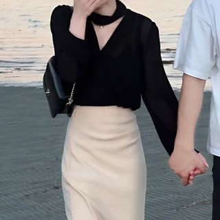 法式V領黑色襯衫-2026新款輕奢高級感氣質通勤上衣