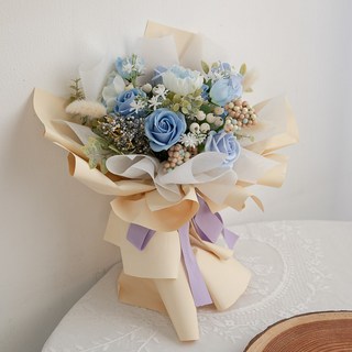 플라워트리 비누 장미 조화 꽃다발 아스타블루 35cm 인테리어 꽃 선물 장식 기념일 졸업식 발표회 학예회