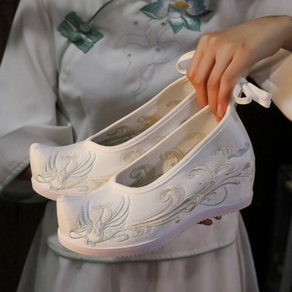 漢服鞋子女鞋 繡花鞋 翹頭履 古風搭配 內增高 弓鞋