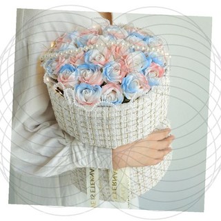 비누꽃다발 핑크블루 장미꽃다발 프로포즈 졸업선물 어버이날 스승의날 성년의날 펄장식 레이스바구니