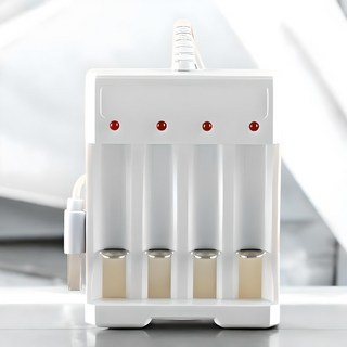 適用於三號 四號 7號 5號電池, 1個, 【一充四槽】 USB充電電池座 1入