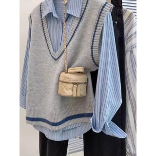 灰色V領韓系針織馬甲背心女春秋新款，寬鬆百搭無袖針織上衣，時尚疊穿針織背心