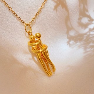 儒家珠寶 純金9999 擁抱戀人相依黃金吊墜 9999純金墜飾 情人節禮物 生日禮物推薦