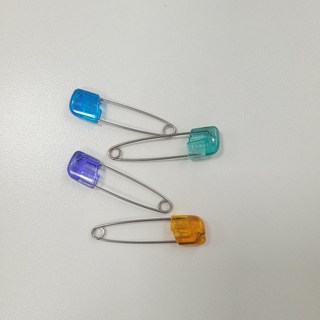 兒童安全別針 彩色壓克力頭 幼稚園衣物扣針 小尺寸2入組, 1個, 壓克力 隨機 小 2入